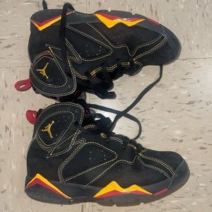 Good condition. need is a wipe down and will look great. I will NOT wipe down